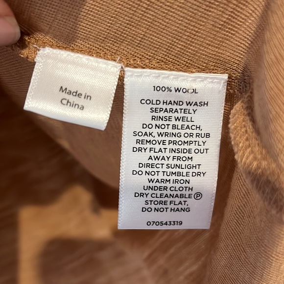 Saba wool top, unworn with tag - Picture 3 of 3